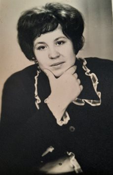 Людмила Павловна Контузорова(Смолякова)