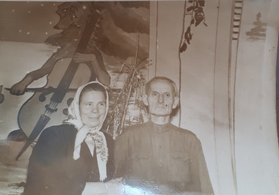 Мария Андреевна Ященко и столяр Николай Евдокимов