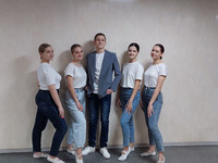 Артем Соловьев и танцевальная группа Фламенко
